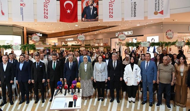 Kahramanmaraş'ta kadın emeği festivali başladı stantlar yoğun ilgi gördü