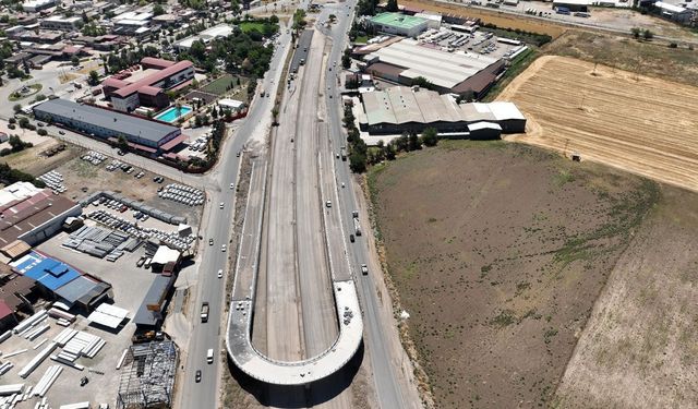 Kahramanmaraş'ta Sanayi Kavşağı projesi, ulaşım altyapısını güçlendiriyor
