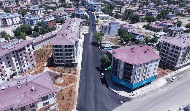 Elbistan Kümbet Caddesi'nde asfalt çalışmaları