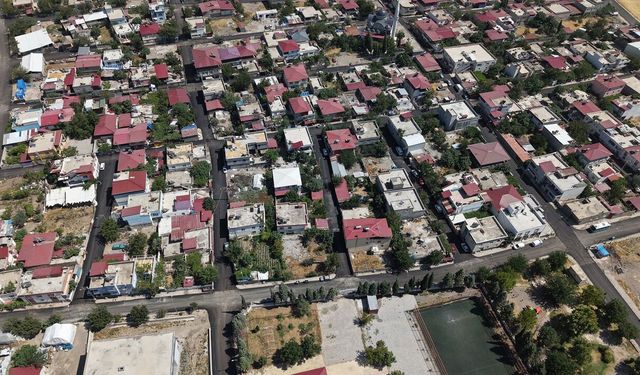 Gençosman Mahallesi'nde asfalt mesaisi bitiyor