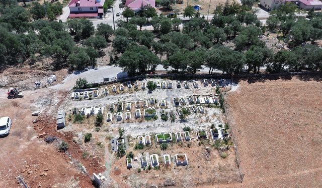 Kahramanmaraş'ta mezarlık alanında yenileme çalışmaları başlatıldı!