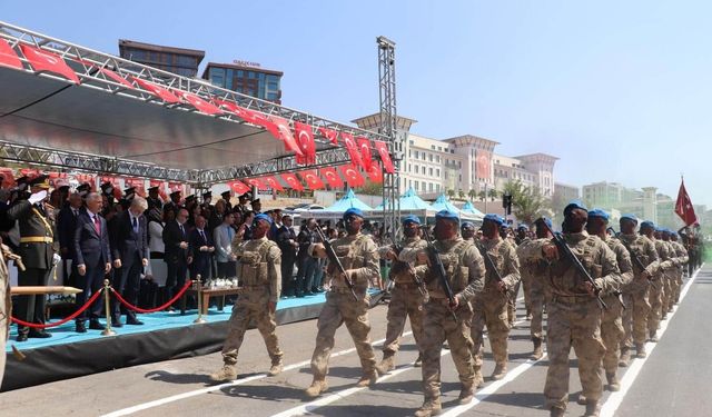 Zafer Bayramı Coşkusunu Birlikte Yaşayalım
