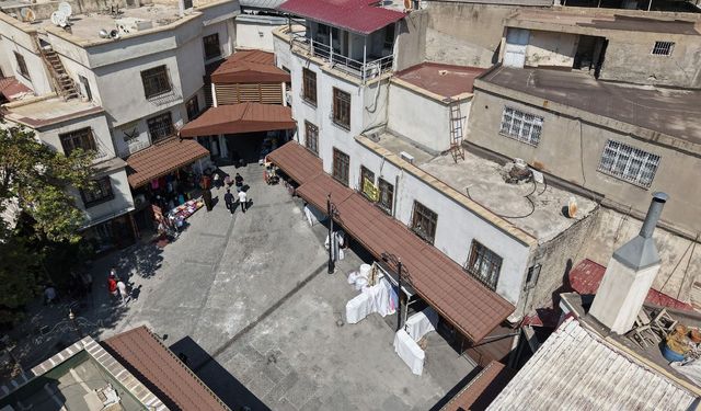 Büyükşehir’den Saraçhane Meydanı’na Tarihle Uyumlu Düzenleme