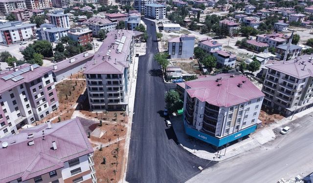 Elbistan’ın Caddeleri Büyükşehir Yatırımlarıyla Yenileniyor