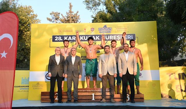 Karakucak Fuar Güreşleri geçmişin anılarını yeniden canlandırdı