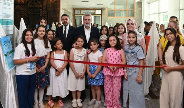 Kahramanmaraş'ta minik ressamların sergisi göz kamaştırdı