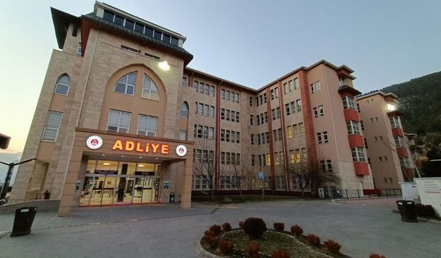 Kahramanmaraş'ta 42 kişiye mezar olan Bad-ı Saba Konutları müteahhiti tahliye edildi