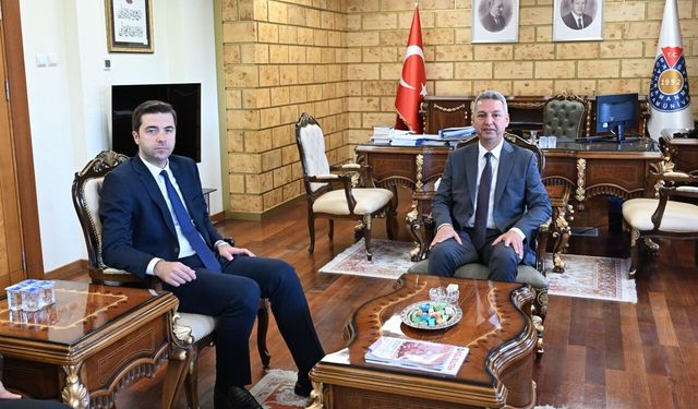 Gençlik Hizmetleri Genel Müdürü Efendioğlu’ndan Rektör Okumuş’a Ziyaret