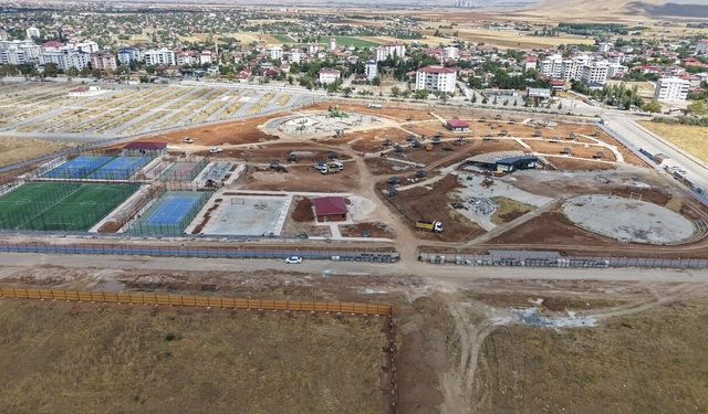 Büyükşehir, Afşin Millet Bahçesi’ndeki Dönüşümü Tamamlıyor