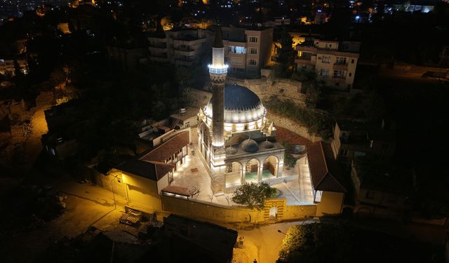 Depremde Hasar Alan 5 Cami Daha Yeniden İbadete Açılıyor