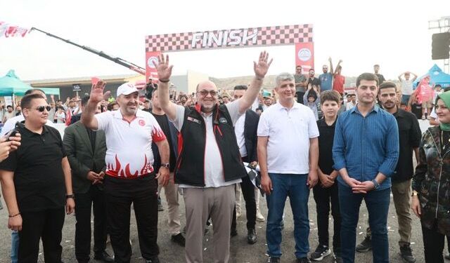 Dulkadiroğlu’nda Motor Sporlarına Yeni Adres: Drift Pisti Kapılarını Açtı
