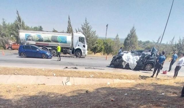 Kahramanmaraş’ta otomobil kamyonla çarpıştı: 1 ölü, 2 yaralı