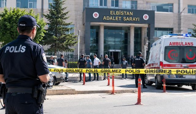 Adliye önünde silahlı kavga: 3 yaralı