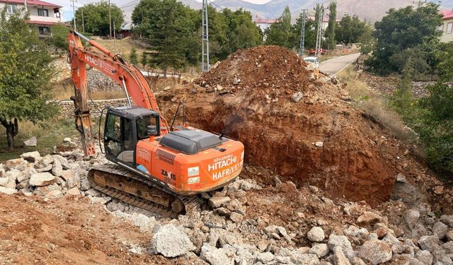 Büyükşehir’den Göksun Kırsalında Köprü Menfez Yatırımı