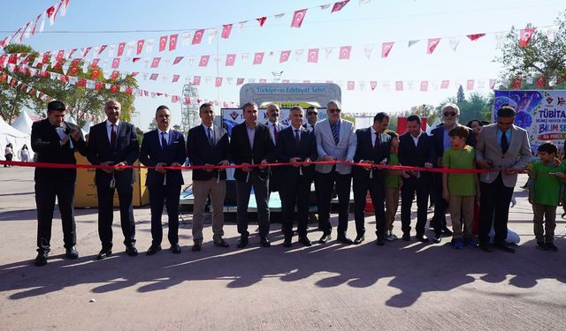 Bilim Şenliği KAFUM’a Kapılarını Ziyaretçilerine Açtı