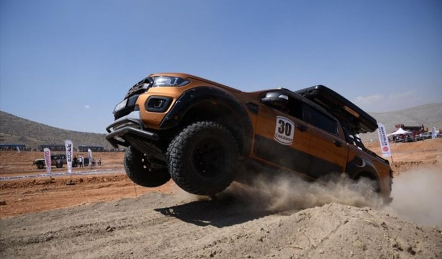 Off-Roadcular Elbistan’da tozu dumana kattı