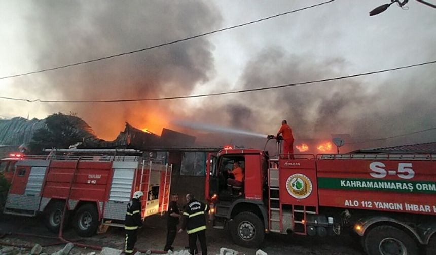 Kahramanmaraş’taki büyük yangın kontrol altına alındı