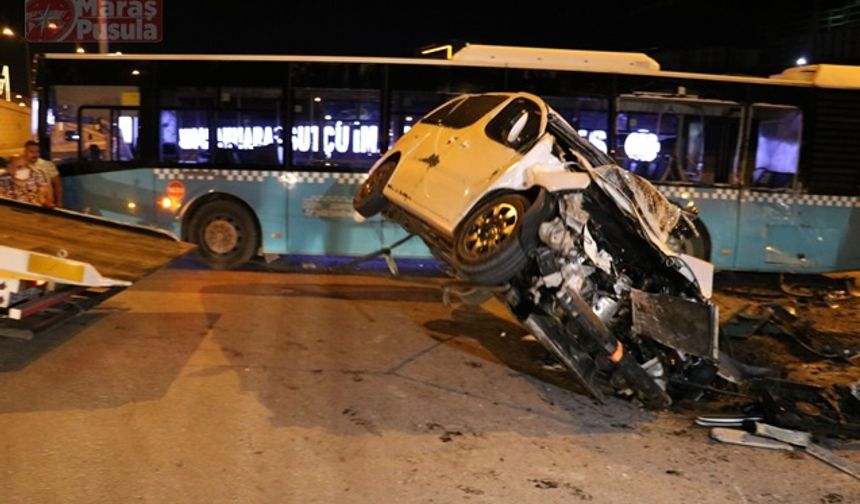 Kahramanmaraş Büyükşehir Belediye Otobüsü Kaza Yaptı