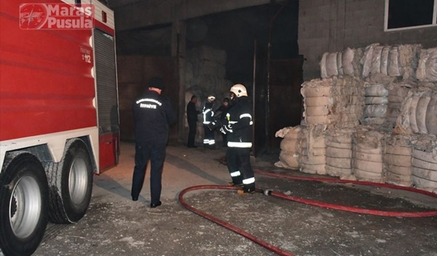 Kahramanmaraş'ta tekstil fabrikasının deposunda çıkan yangın söndürüldü