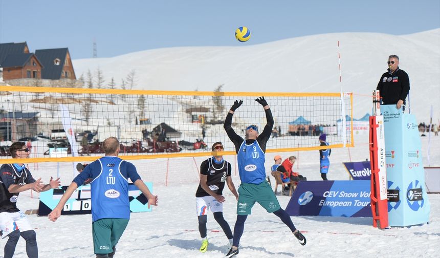 CEV Kar Voleybolu Avrupa Turu'nun 1. etabı Kahramanmaraş'ta sürüyor