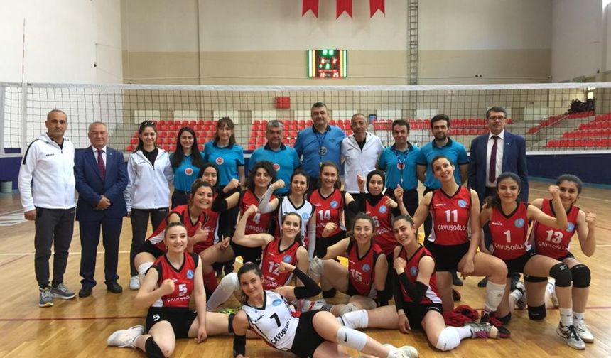 Türkoğlu Kadın Voleybol Takımı birinci oldu!