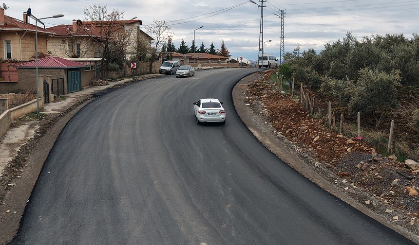 Başkan Görgel’e Türkoğlu muhtarlarından asfalt teşekkürü