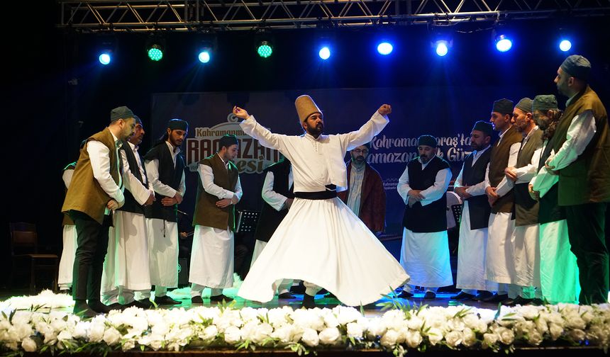 Ubeydullah Sezikli’den Ramazan’ın ruhunu yaşatan ilahi dinletisi