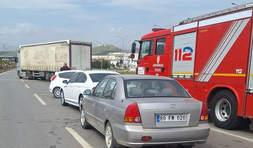 Kahramanmaraş’ta zincirleme trafik kazası: 1 yaralı