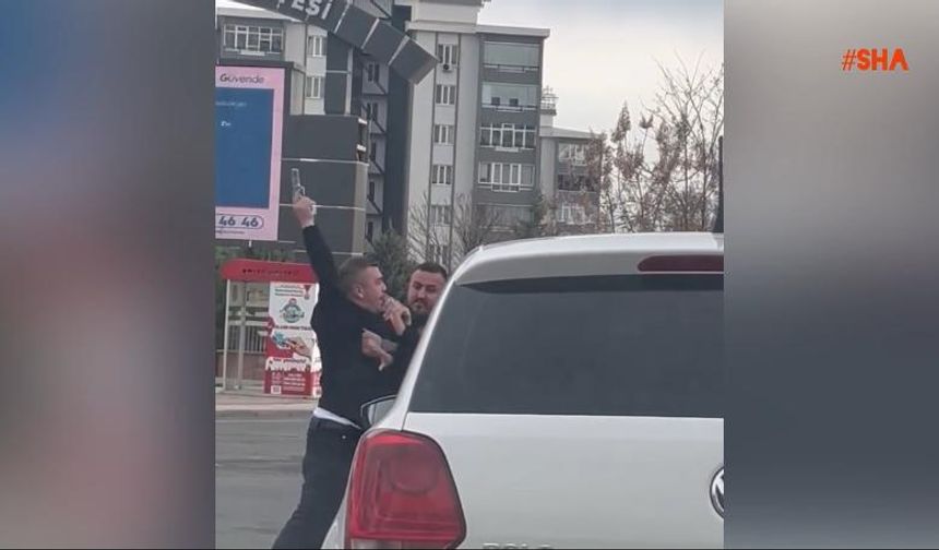 Kahramanmaraş’ta trafikte tartıştığı kişiye silah çekti