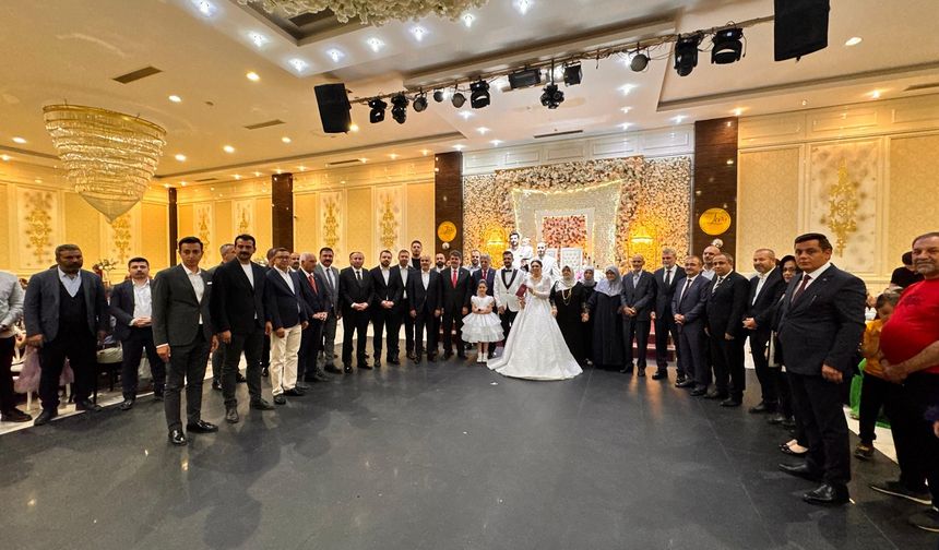 Gazeteci Sibel Atıcı ile Sıddık Mercimek Görkemli Bir Törenle Hayatlarını Birleştirdi