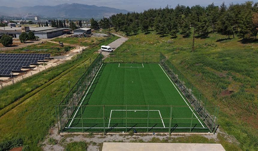 Kahramanmaraş’ta Halı Sahalara Yaz Bakımı
