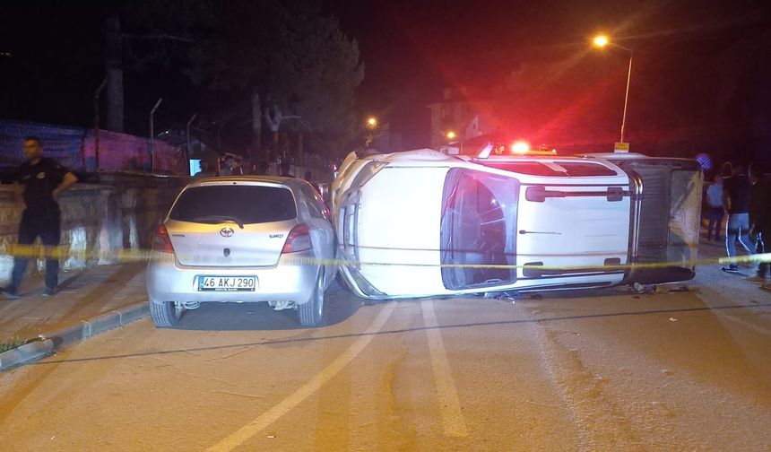 Göksun’da otomobille pikap çarpıştı: 2 yaralı