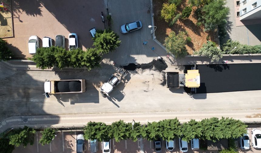 Onikişubat Belediyesi’nden Yirmiikigün Mahallesi’nde takdir toplayan asfalt çalışması
