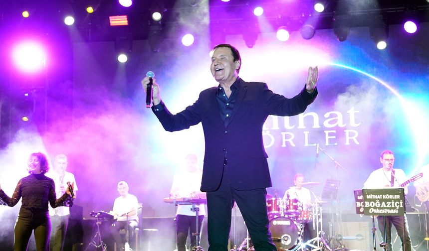 Türk Pop Müziğinin Efsane İsmi Mithat Körler KAFUM’da Sahne Aldı