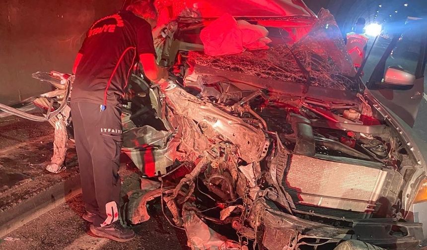 Kahramanmaraş’ta jip kamyona arkadan çarptı: 1’i ağır 3 yaralı