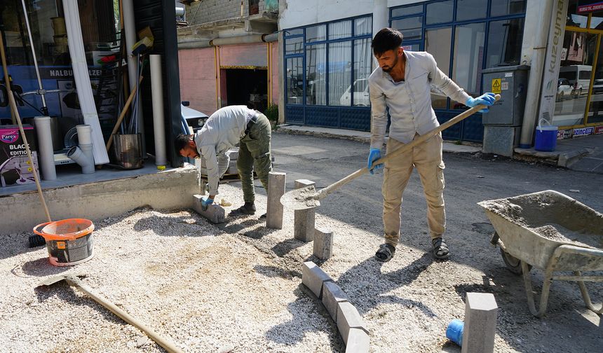 Büyükşehir Göksun’da Yürüyüş Yollarını Yenileniyor