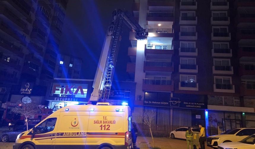 Kahramanmaraş’ta Apartman Otoparkında Korkutan Yangın