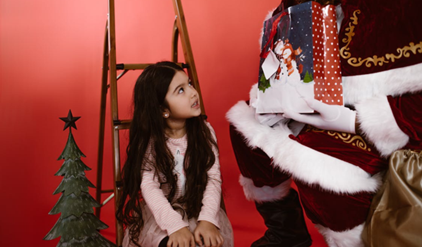 Çocukların Gelişimine Uygun Yılbaşı Hediyeleri: Yaşa Göre Rehber