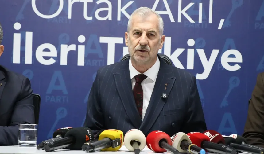 Fatin Rüştü Kayıran: “Bu şehir, sahipsizliğin ve liyakatsizliğin ağırlığı altında eziliyor “