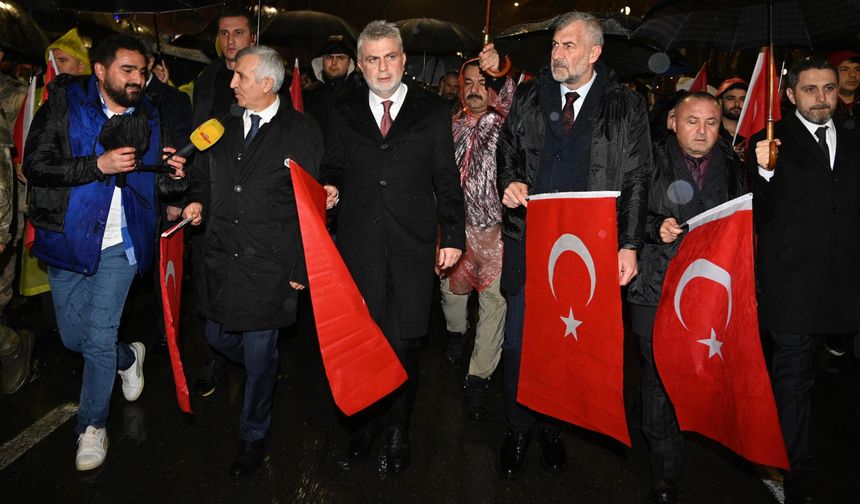 Kahramanmaraş’ta Kurtuluş Bayramı korteji ve konserle kutlandı