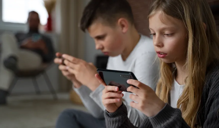 Sosyal medya devlerine KVKK'dan 'çocuk verileri' incelemesi