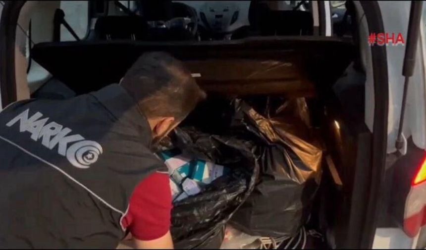 Kahramanmaraş’ta narkotik operasyonu: metamfetamin ve Captagon ele geçirildi, 2 kişi tutuklandı