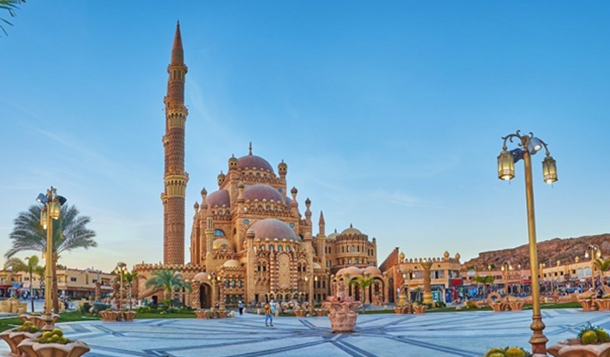 Sharm El Sheikh Turu ile Mısır’ın En Popüler Tatil Cennetini Keşfedin