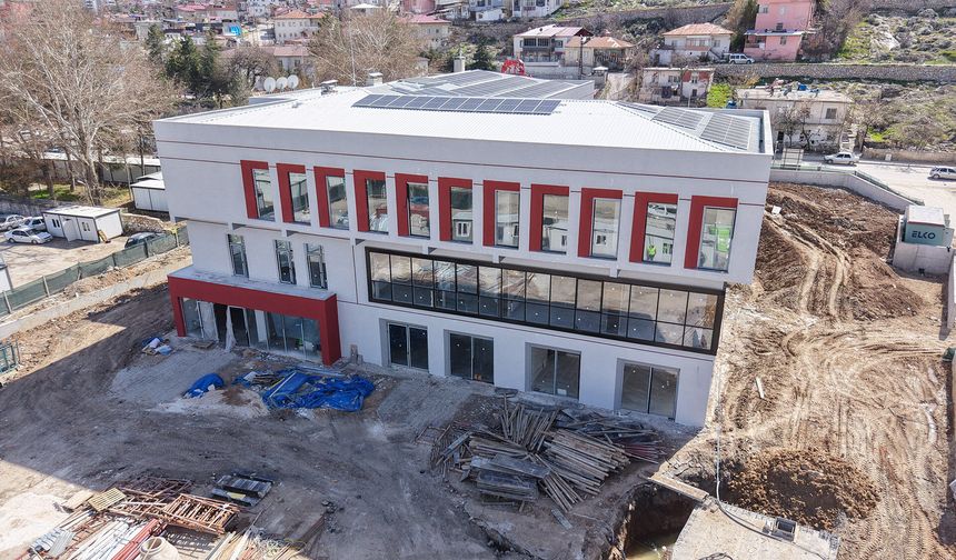 Elbistan’ın yeni kütüphanesinde sona doğru