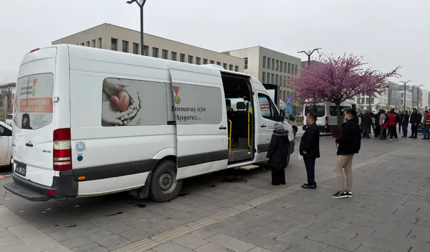 Kahramanmaraş Büyükşehir'den EKPSS adaylarına büyük jest ve binlerce kişi sınav merkezlerine böyle taşındı
