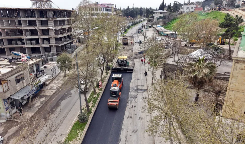 Kahramanmaraş'ta 5 mahalleyi bağlayan arterde hummalı çalışma sürüyor!