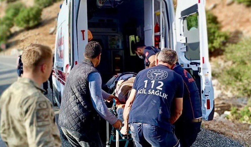 Kahramanmaraş’ta otomobilde patlama 3 kişi yaralandı