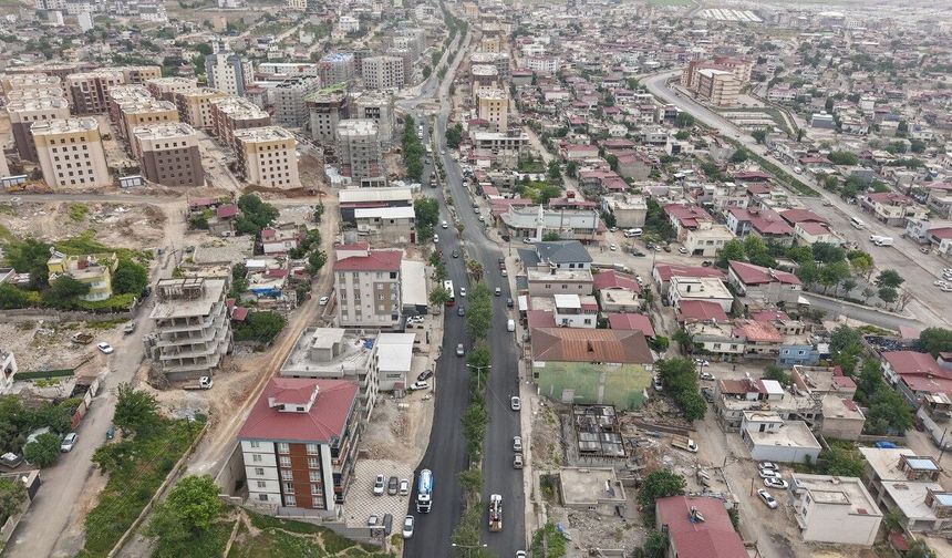 Büyükşehir, Dulkadiroğlu Şeyh Şamil caddesi’nin asfaltını yeniledi