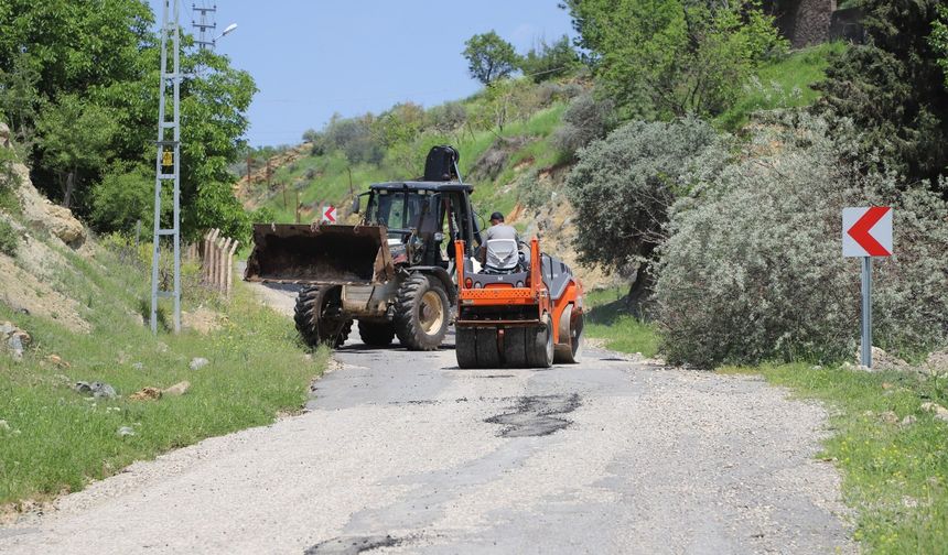 Dulkadiroğlu Belediyesi’nden Göllü mahallesi’nde asfalt çalışması