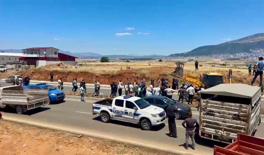 Kahramanmaraş'ta vatandaş eylemi: Batı Köyleri yolu kapatıldı!